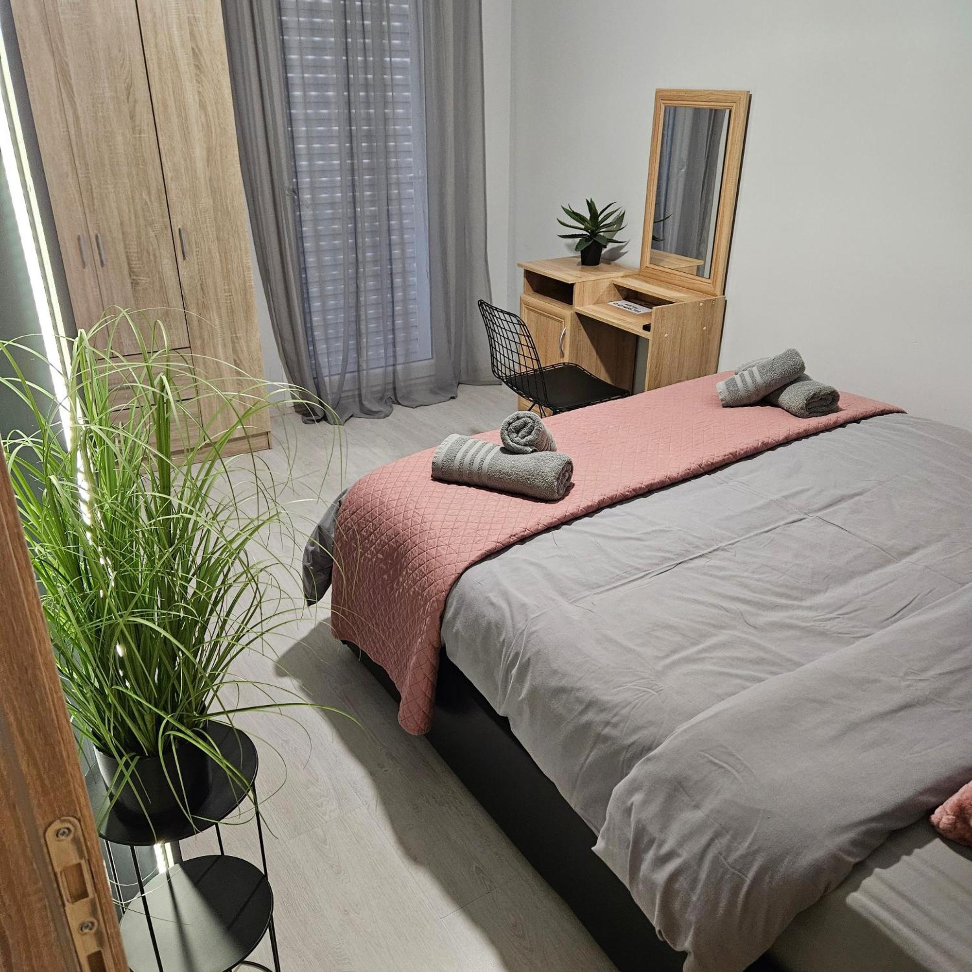 Central 3 Modern Apartment With Free Parking Serres Eksteriør billede