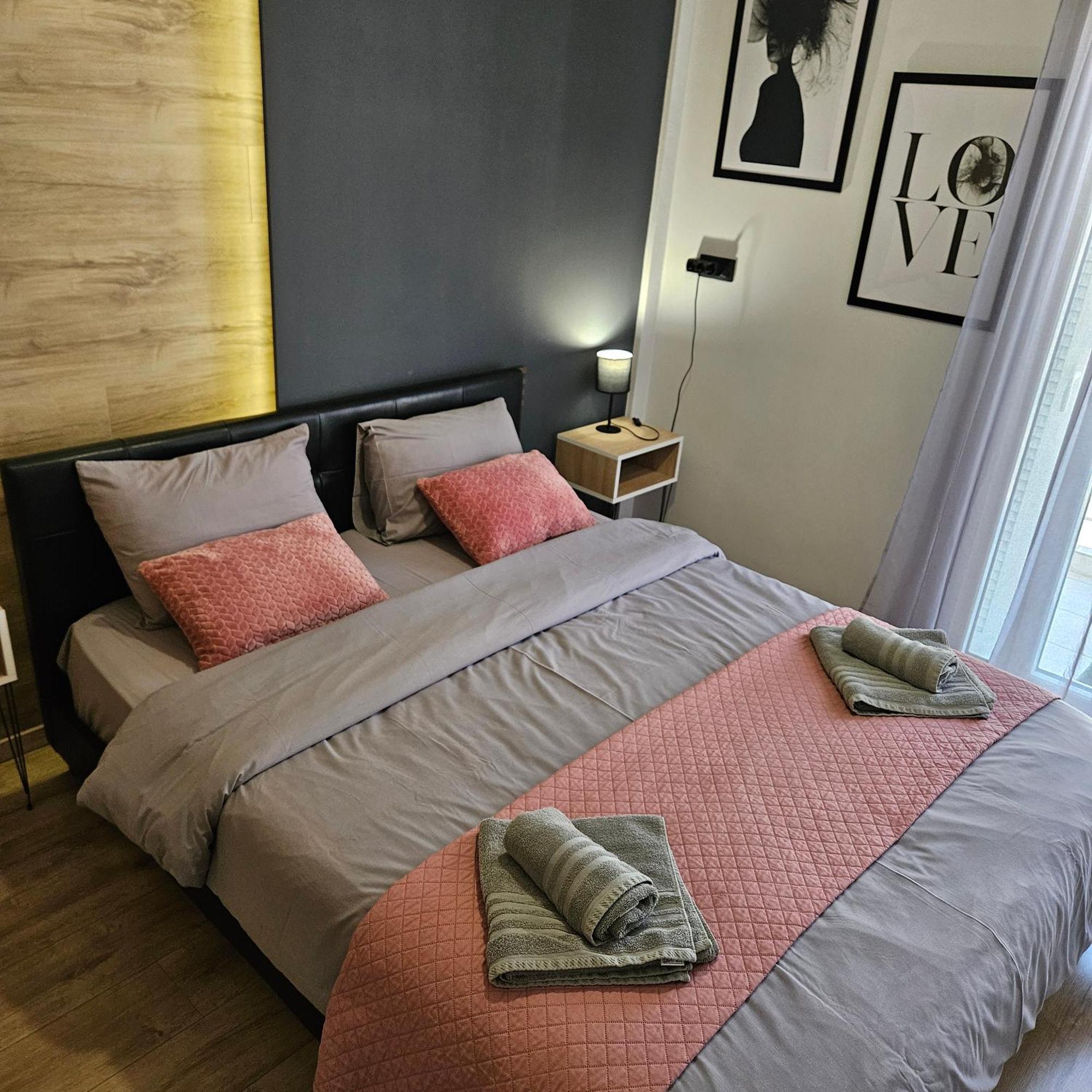 Central 3 Modern Apartment With Free Parking Serres Eksteriør billede